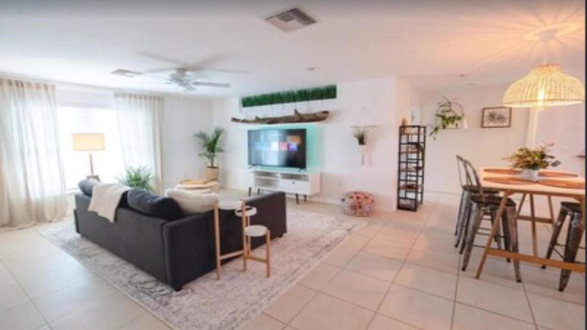 הוילה 108 Loft בריידנטון מראה חיצוני תמונה